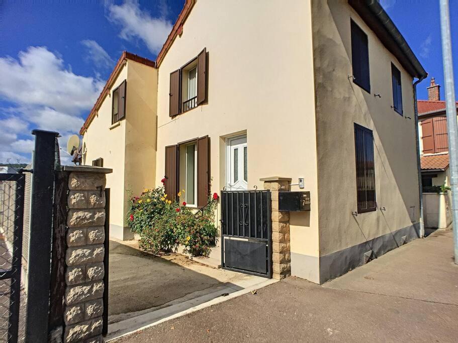 Bar-sur-Aube House | L'hirondelle du faubourg