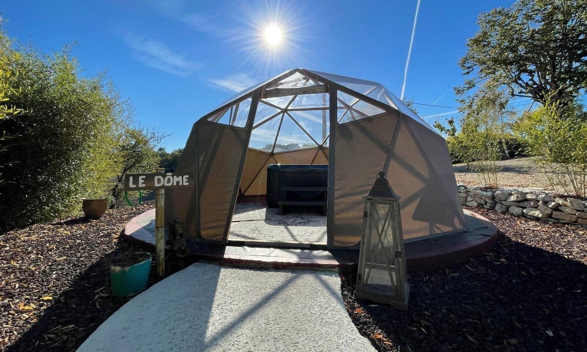 Grazac Apartment | 🌸 L'Oasis Vacation Rental