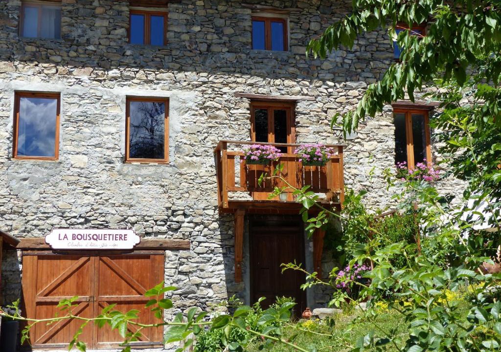 Jausiers Bed & Breakfast | La Bousquetière