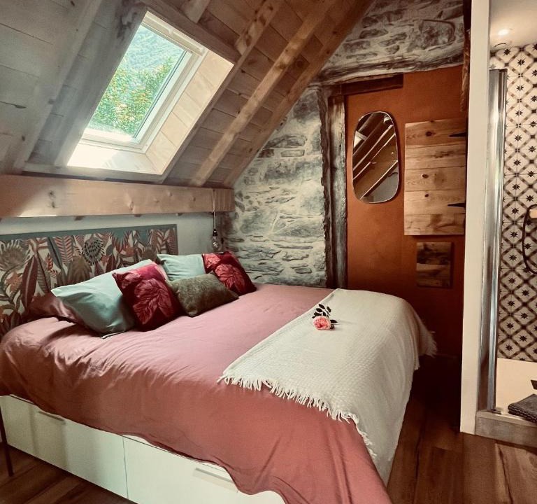 Sazos Bed & Breakfast | La chambre d'hôtes LaOalamontagne