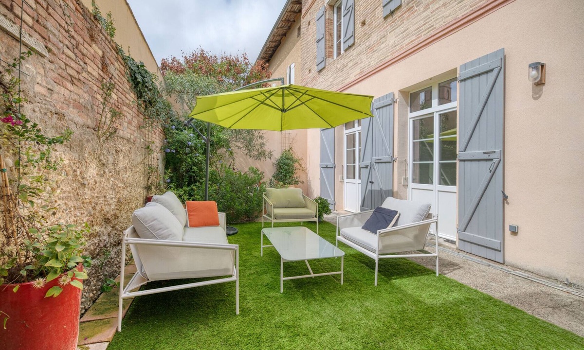 Cadours House | La Demeure de Jeanne – Elegance & Comfort near Toulouse, Perfect for Families or Friends