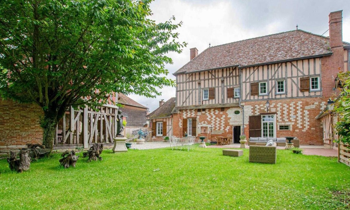 Piney House | La Demeure des Ducs des Luxembourg