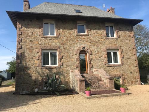 Ploubezre Bed & Breakfast | La Jackal