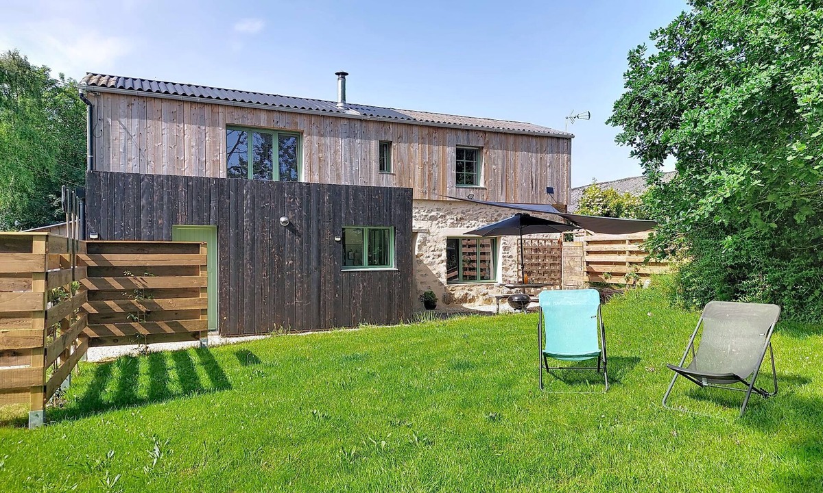Ploudaniel House | La Longère by Interhome