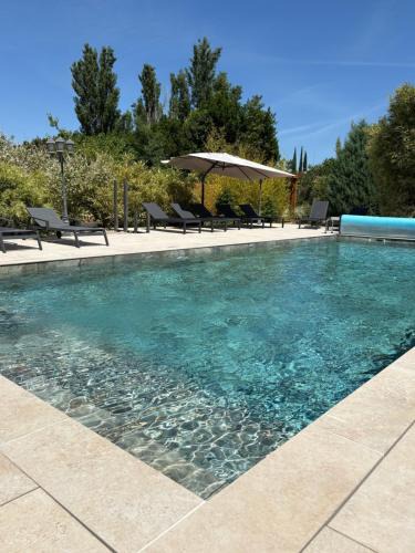 Cabannes Apartment | La Maison d'Alys - Le Cagnard