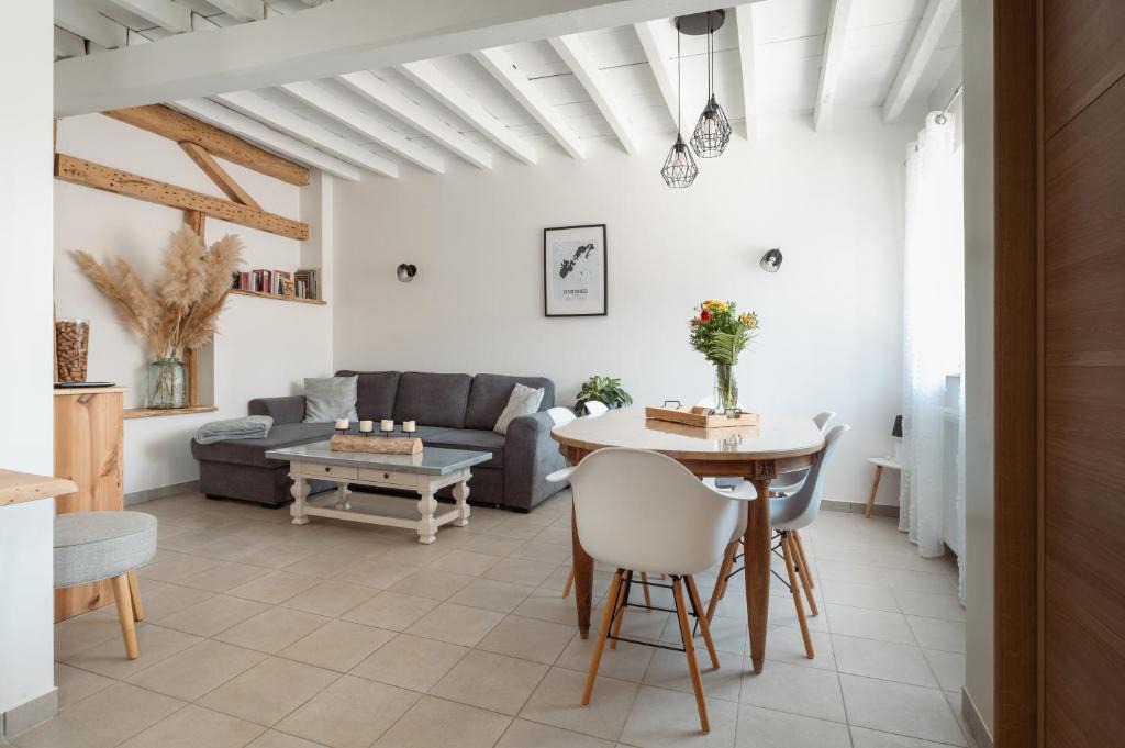 Dosches House | La Maison des Délices
