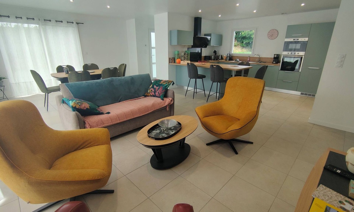 Bodilis House | La maison du Soleil 4* ☀️,completed in 2025,near RN12 with high-speed wifi