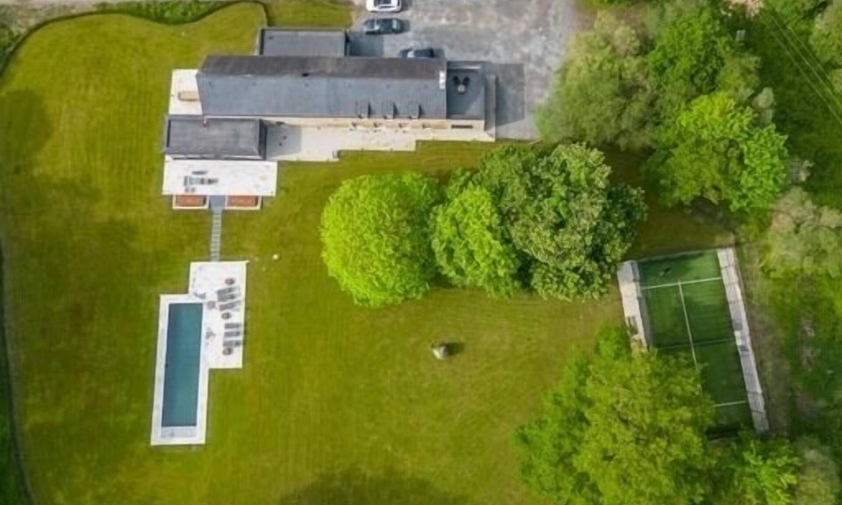 Plelan-le-Petit House | La Maison Rouge