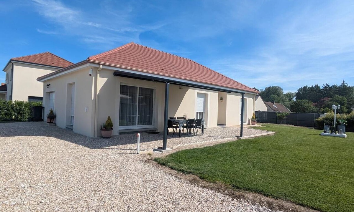 Savieres House | La Maiziéroise - SAVIERES