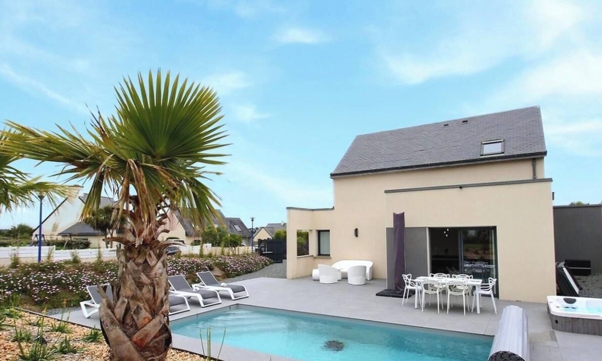 Louannec House | La P'tite Perrosienne