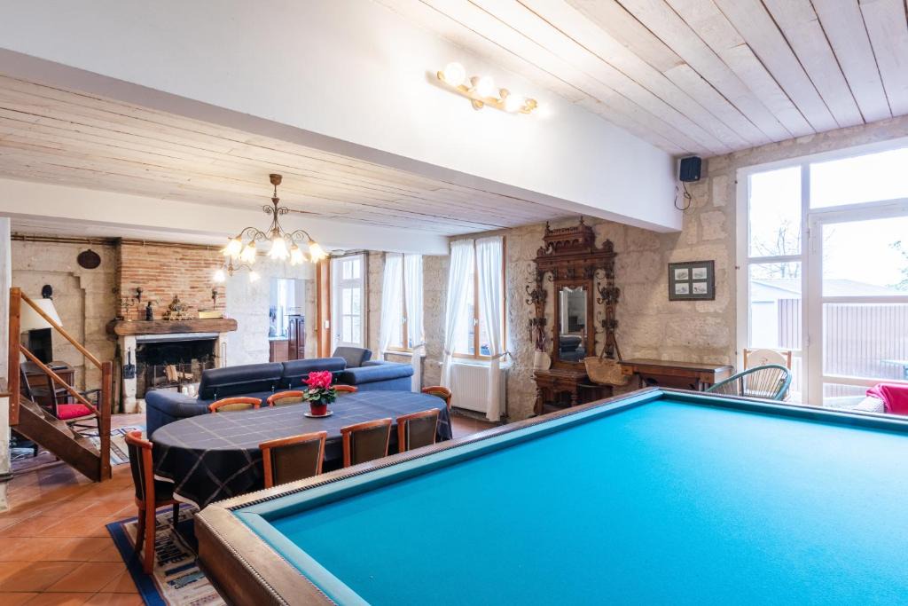 Athies-sous-Laon House | La Pierre Blanche