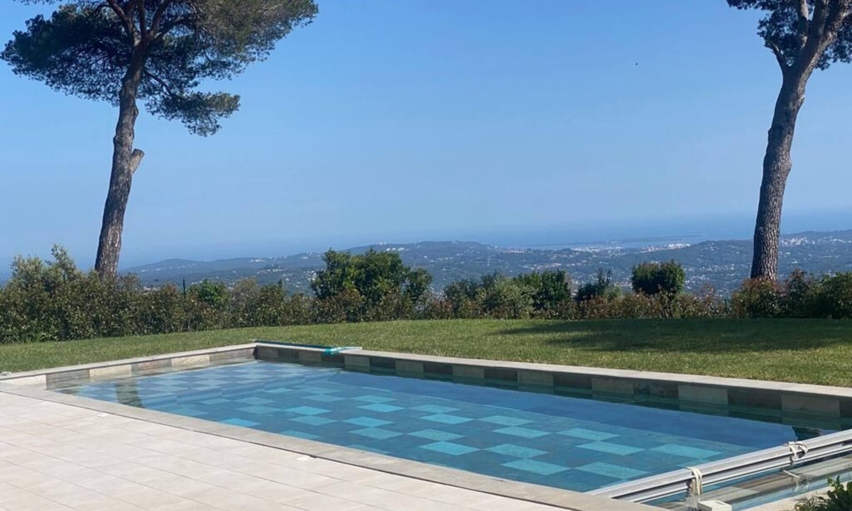 Grasse Villa | La Roche D'or - Magnifique Villa Avec Piscine et vue mer