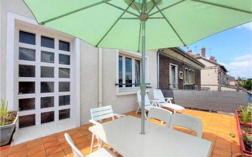 Troyes Apartment | La Terrasse de Béatrice, parking privé gratuit & clim