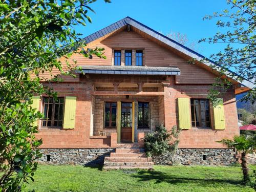 Bagneres-de-Luchon House | La VILLA Luchonnaise