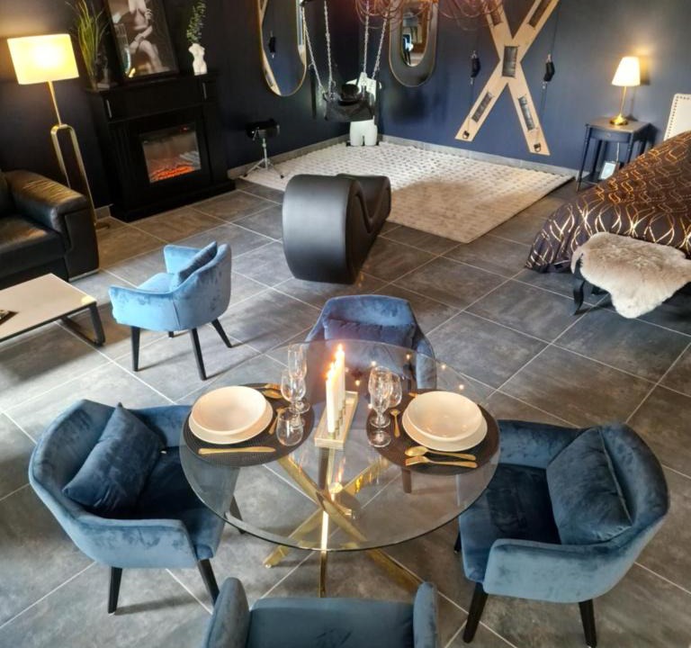 Betheniville Apartment | La Volupté Love Room Jacuzzi Baignoire