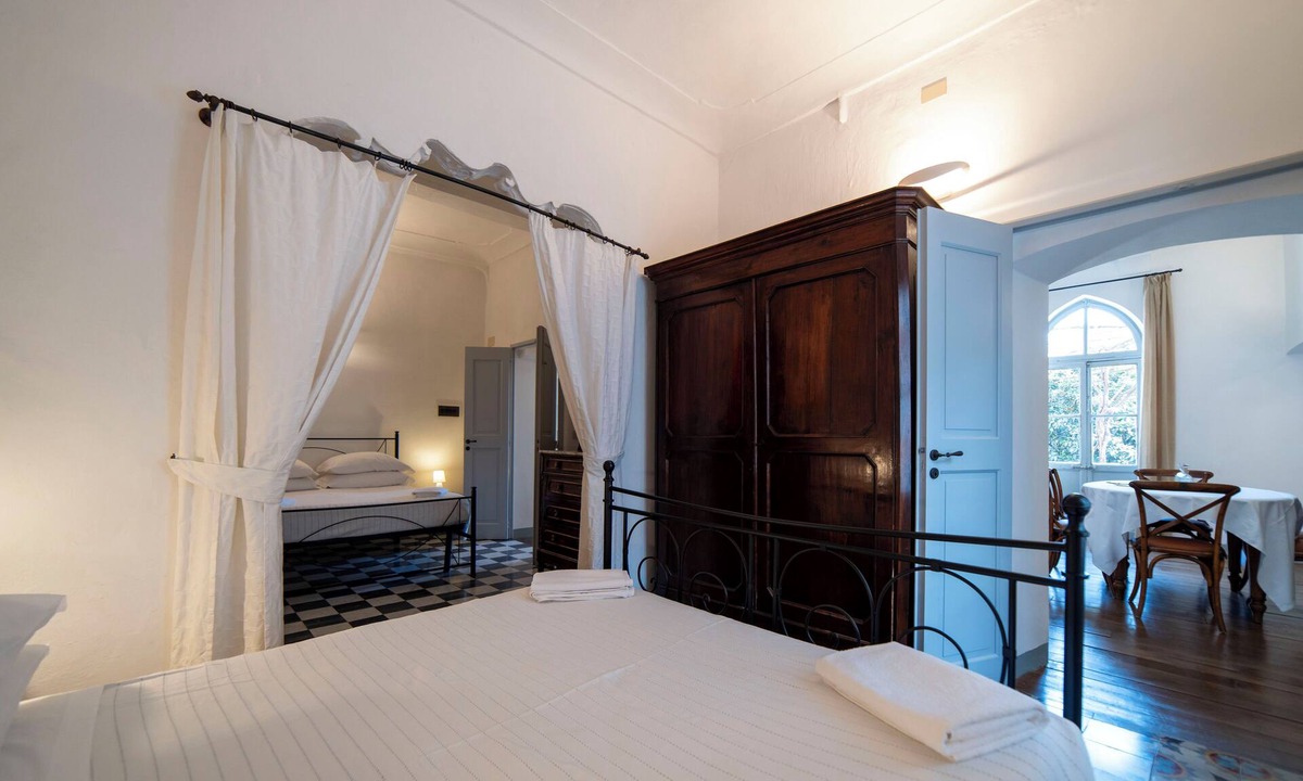 Finalborgo House | Large apartment at Residece Ca of NI - Finalborgo