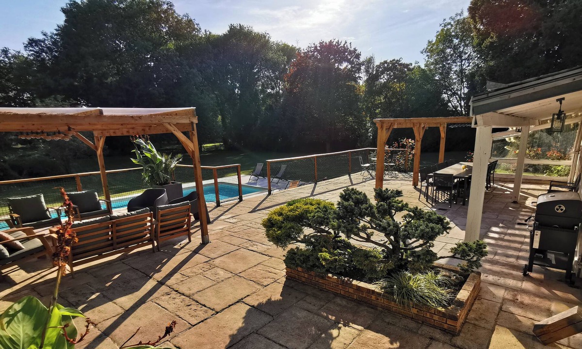 Sault-Saint-Remy House | Large country house with heated pool, wooded grounds, lovely terrace.