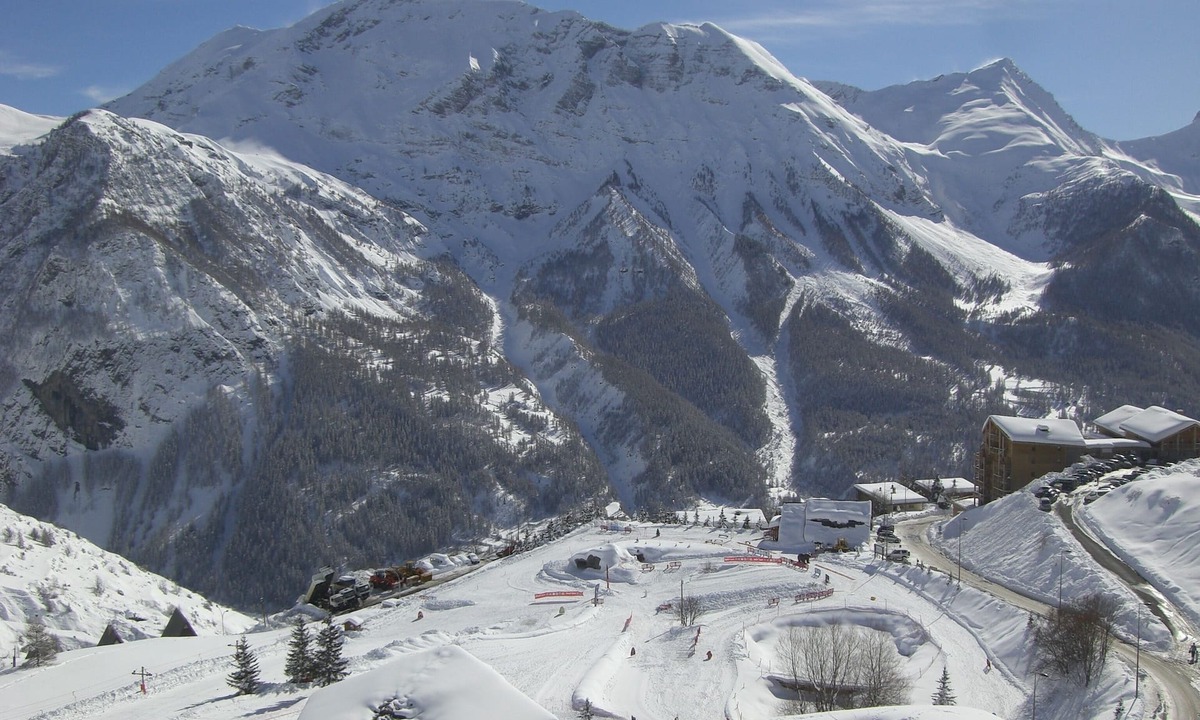 Orcieres-Merlette Ski Chalet | Large family chalet for 12 people