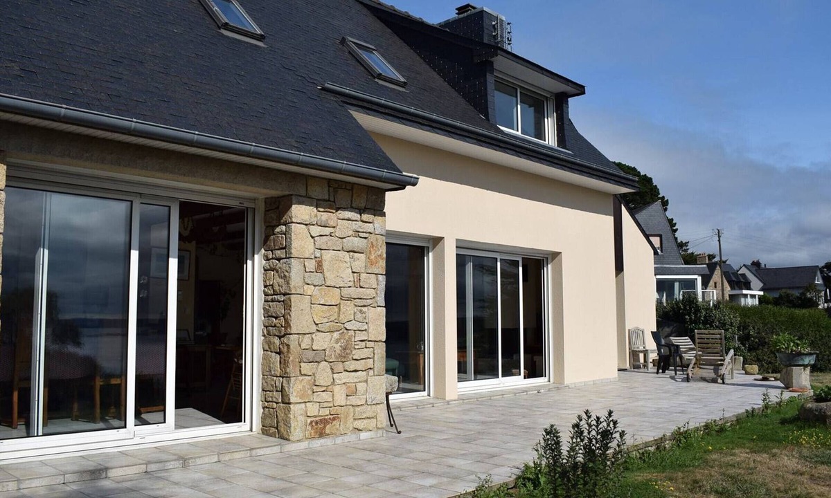 Trebeurden House | Large house in Trébeurden with WIFI, sea view, garden and BBQ, 900m from the beach, 9 pers