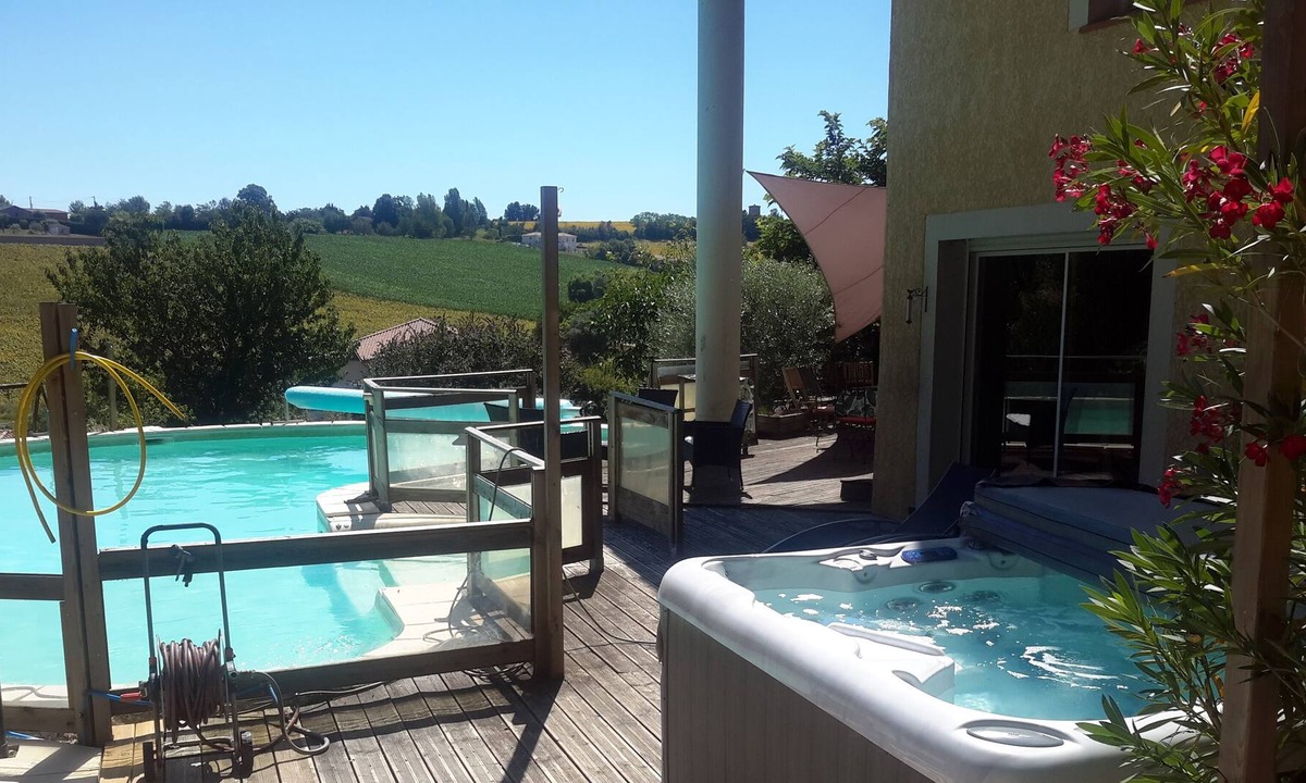 Mauzac House | Large, modern rental house with all mod cons in Mauzac, Haute Garonne
