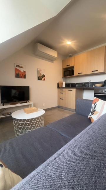 Lamballe Apartment | Le 201 Gare - T2 Lamballe Gare climatisé