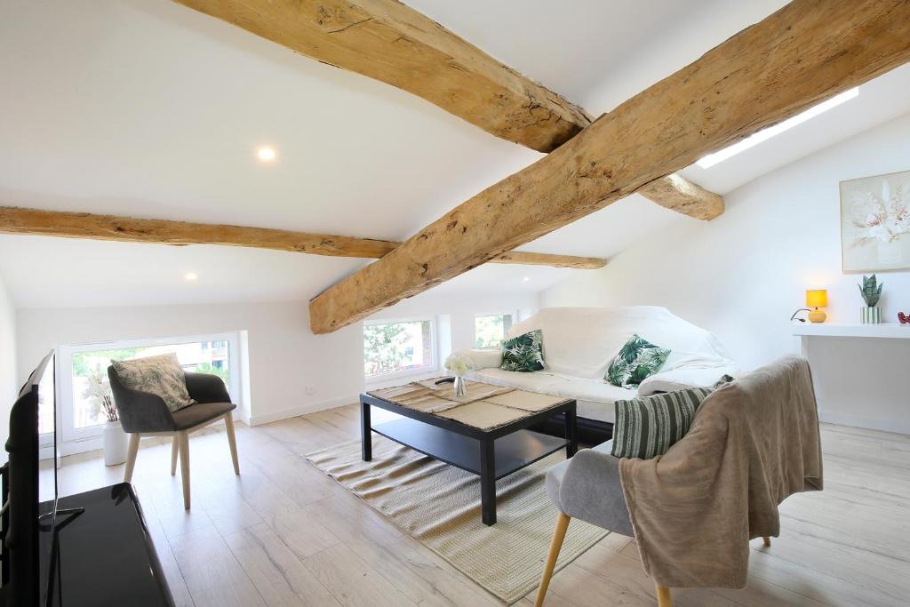 Villefranche-de-Lauragais Apartment | Le Beaulieu - Confort & espace avec climatisation - T4 central