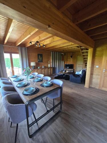 Anould Ski Chalet | Le Chalet d'AxEllie Spa et Confort