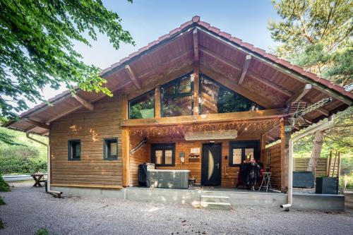 Renauvoid Ski Chalet | Le Chalet des Buch avec Spa - Terrasse - Parking - Clim - Wifi