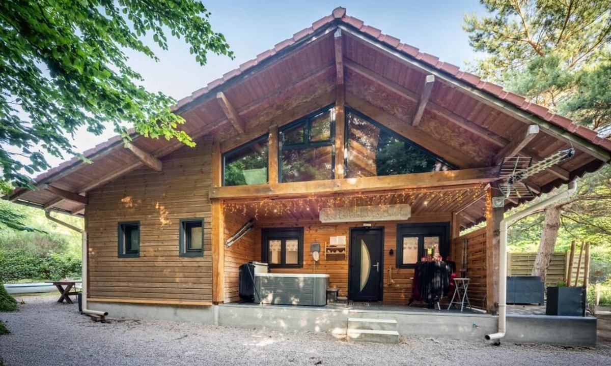 Renauvoid Ski Chalet | Le Chalet des Buch with Spa * Terrace * Parking * Wifi