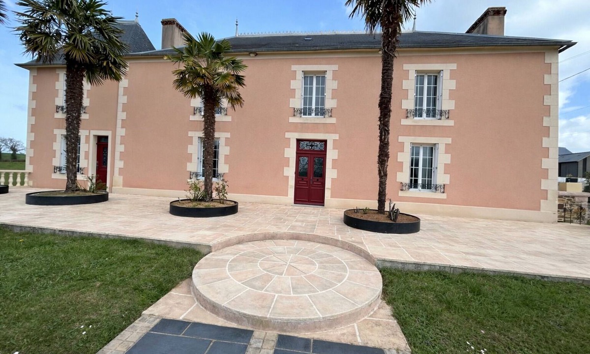 Saint-Denoual House | Le Chat Rouge, house with swimming pool