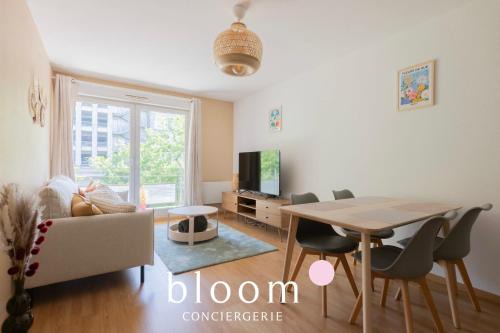 Rives de Meurthe Apartment | Le Chatelet appartement avec terrasse et parking privé