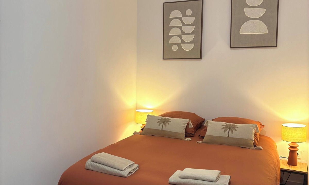 Faubourg Apartment | Le Cocon Terracotta - Cosy nest in the heart of Nîmes