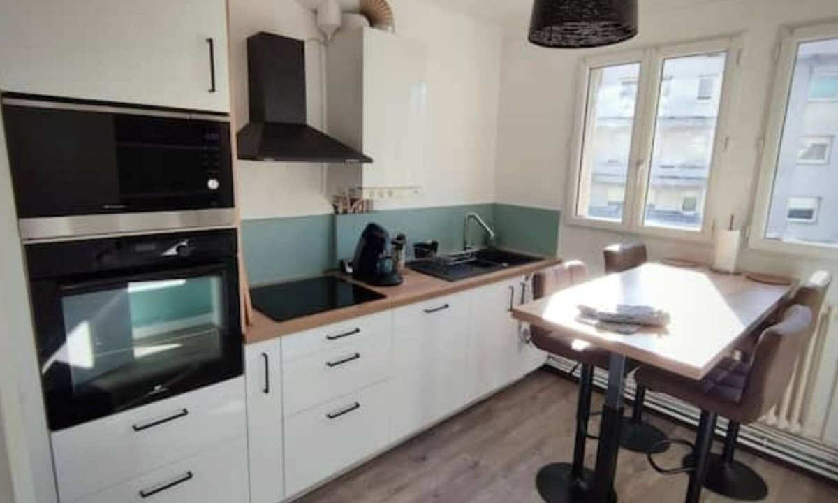 Saint-Brieuc Apartment | "Le Cocon Urbain : Confort et Modernité au Cœur de Saint-brieuc Centreville"
