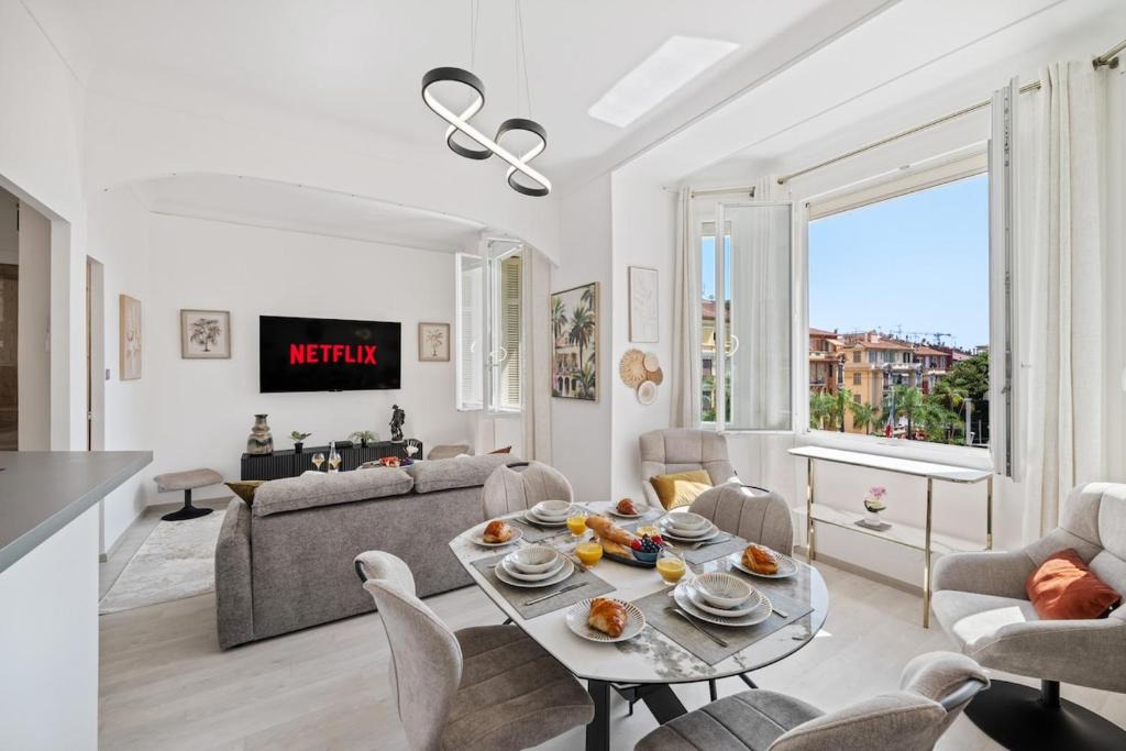 Beausoleil Apartment | Le Coq Méridien - Parking - AC - Wi-Fi - Monaco Border