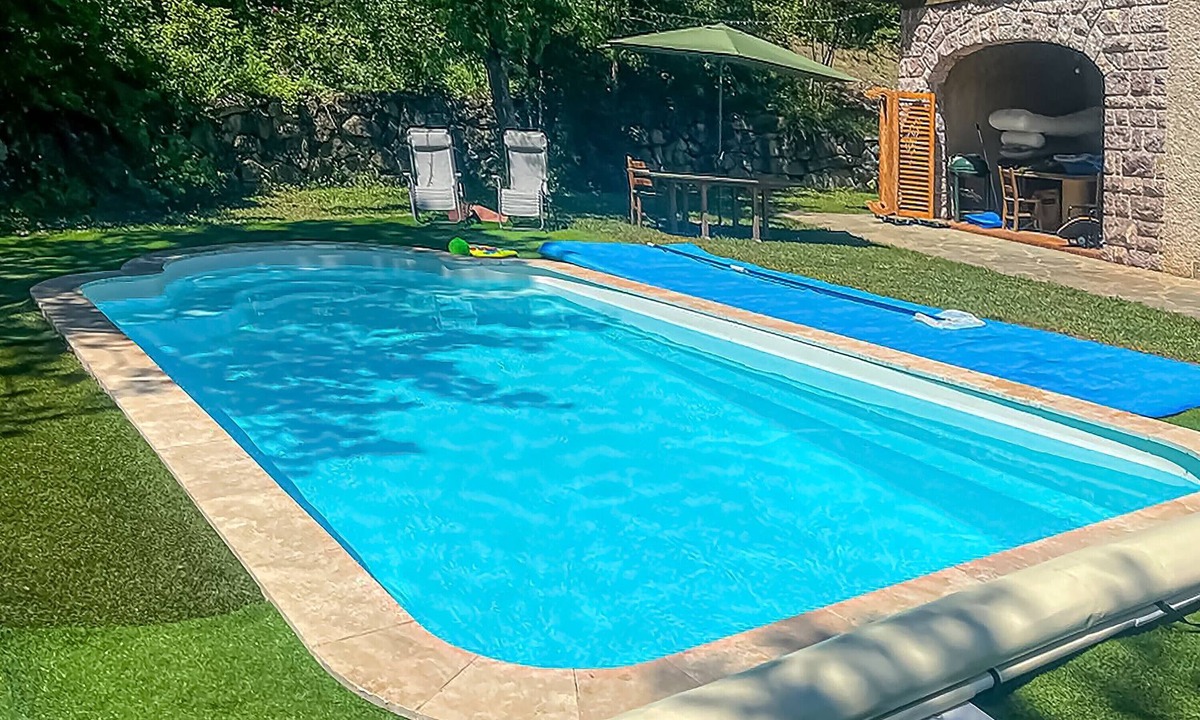 Gap Apartment | Le Domaines Des Thermes – T2 with Shared Pool, Peaceful Setting, Mountain View