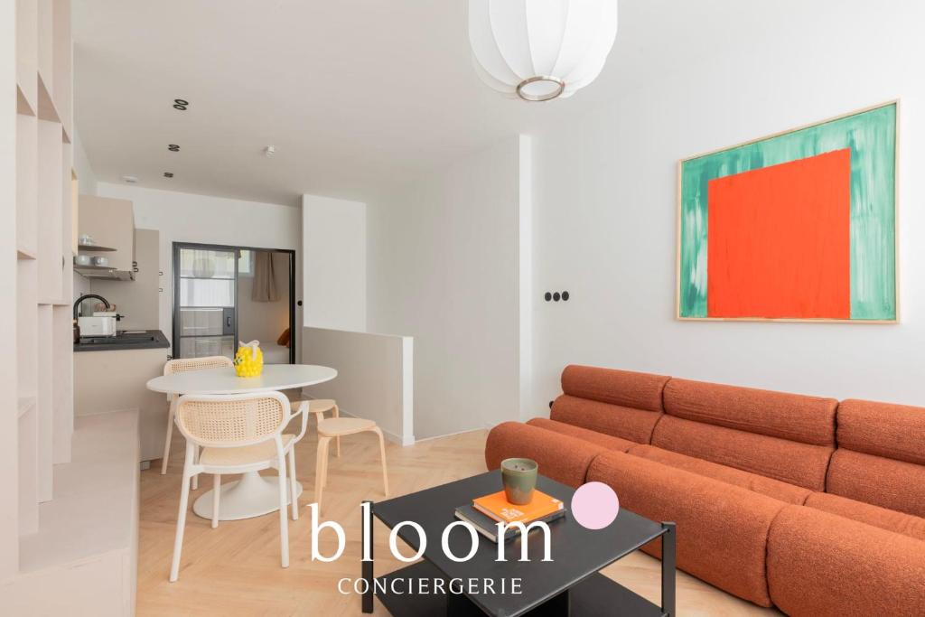 Poincare - Foch - Anatole France - Croix de Bourgogne Apartment | Le Duplex Impérial de Foch