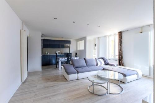 Longeville-les-Metz Apartment | Le Lagon Parking Un Séjour à Part
