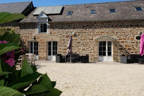 Pleudihen-sur-Rance Apartment | Le Logis de Mordreuc