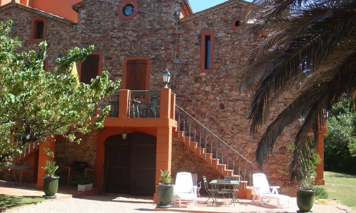 La Bouverie House | Le Marronnier à la Bouverie
