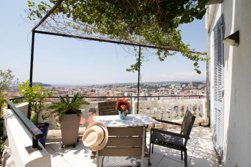 Saint-Roch Hotel | Le Panoramic Boutique Hôtel