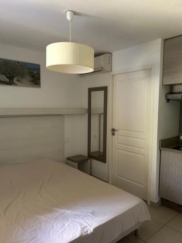 Remoulins Apartment | Le petit studio du Gard
