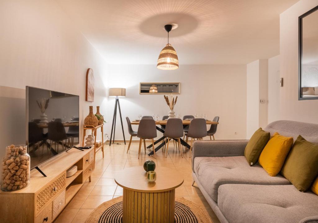 Reims Apartment | Le Pommery climatisé - terrasse et parking privé