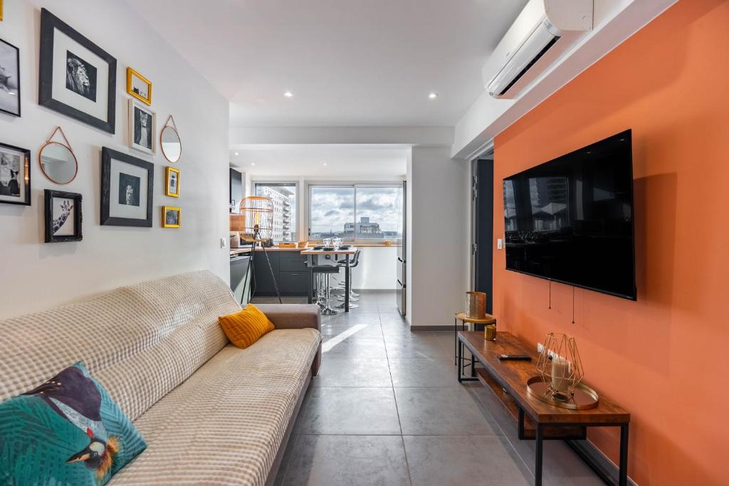 Saint Nicolas - Charles III - Ville vieille - Trois Maisons - Leopold Apartment | Le Prouvé II - Très bel appartement climatisé