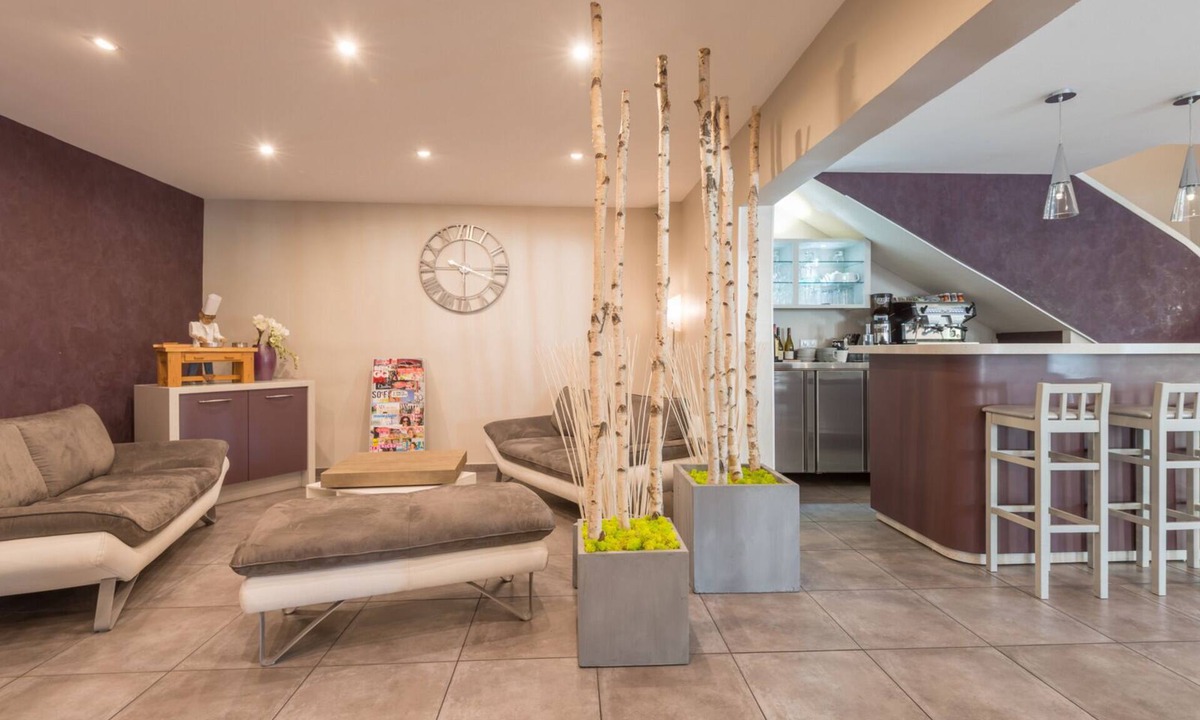 Vic-en-Bigorre Hotel | Le Réverbère - La Cuisinerie - L'Hôtellerie