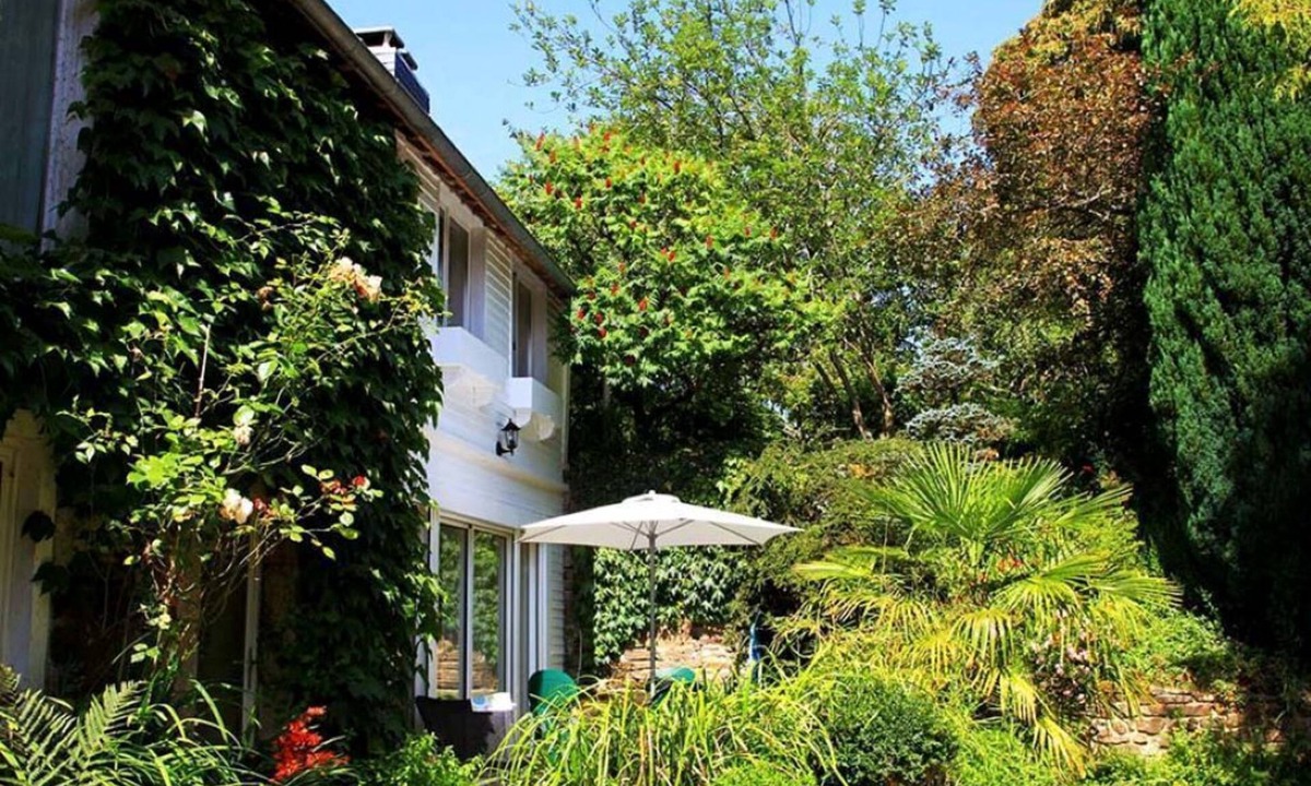 Plouer-sur-Rance Apartment | "Le Rosier" vacation home in Brittany, close to the sea with a German-speaking family