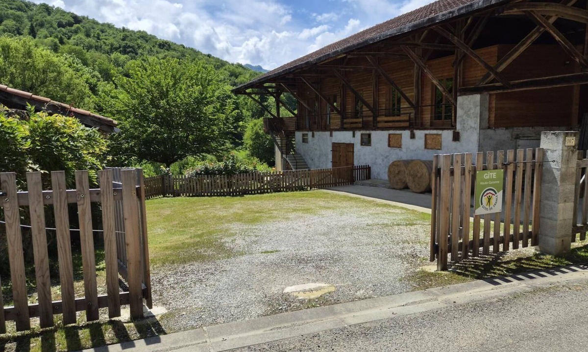 Montastruc-de-Salies House | Le Rucan - MONTASTRUC DE SALIES