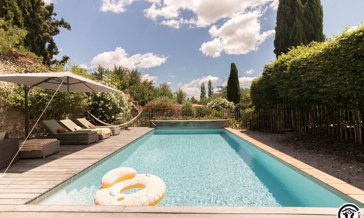 Saint-Elix-le-Chateau House | Le Sourire des Anges 2