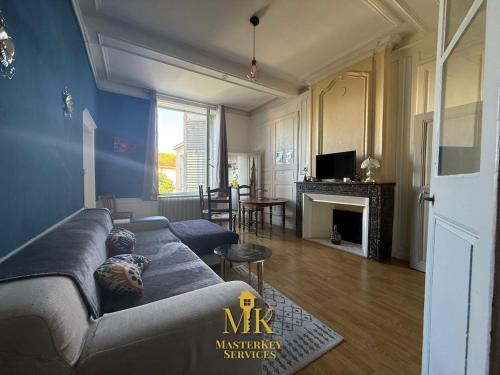 Ligny-en-Barrois Apartment | Le Voltaire Grand Salon Ligny-en-barrois