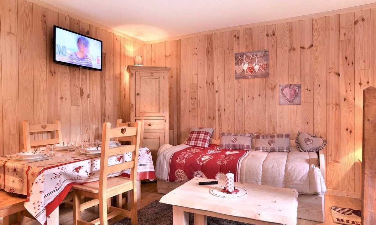 La Joue du Loup Apartment | Les Chalets d'Aurouze - Cozy Duplex for 4 at La Joue du Loup