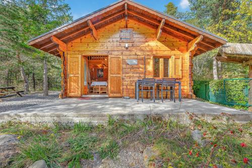 Meolans-Revel Ski Chalet | Les Chalets